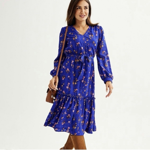 Draper James Dresses & Skirts - Draper James RSVP Blue Floral Long Sleeve Midi Dress